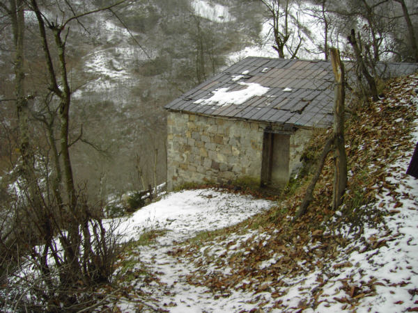 Eine Bergh�tte auf den Mezras
